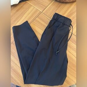 Lululemon 7/8 length stretch pant